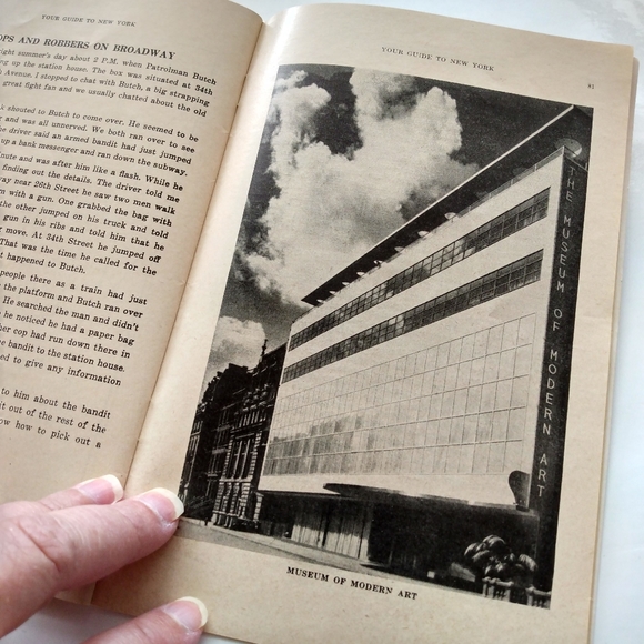 Manhattan Sightseeing Bus Tour - Your Guide to New York Map Guide Sightseeing - Picture 10 of 12